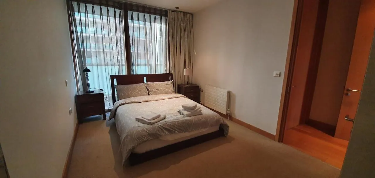 Central Prime King Size Apartment Dublin 0*,  Irlande